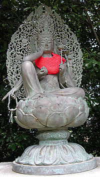 Kannon Statue